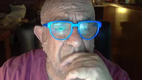 Snapshot of patvac chatting on January 25, 2025, 2:25 pm patvac online show from January 25, 2025, 2:25 pm