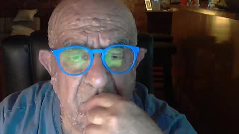 Snapshot of patvac chatting on February 21, 2025, 12:39 pm patvac online show from February 21, 2025, 12:39 pm