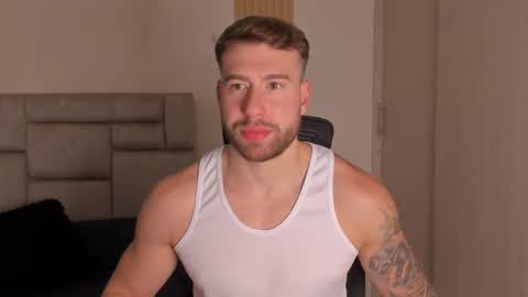 PAUL ROGER online show from January 15, 2025, 10:46 pm