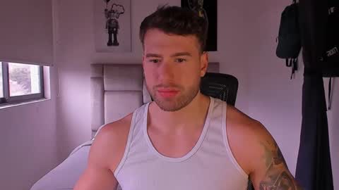 PAUL ROGER online show from February 13, 2025, 4:50 pm