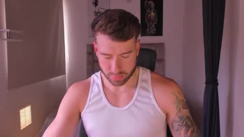 PAUL ROGER online show from March 2, 2025, 8:40 pm