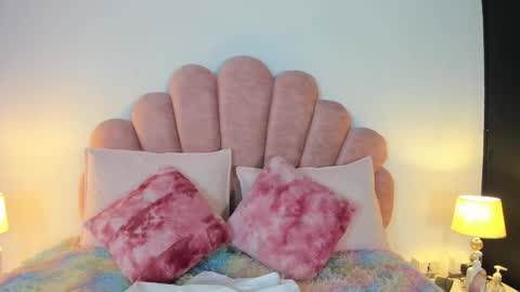 Paula   online show from March 21, 2026, 11:04 am