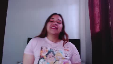 PAULA online show from September 8, 2025, 8:52 pm