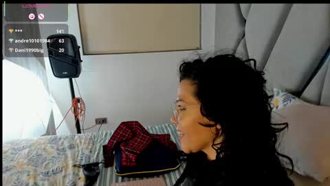 Paula online show from February 20, 2025, 11:43 pm