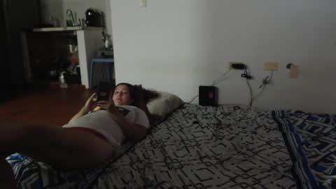 paula_torrez online show from May 1, 2026, 3:22 am