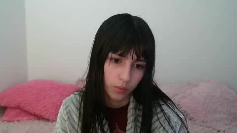 Snapshot of paulainblue chatting on February 20, 2025, 5:01 am   online show from February 20, 2025, 5:01 am