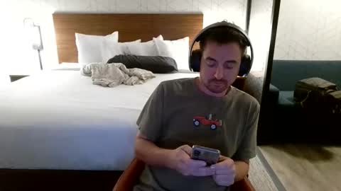 pauldemonte online show from April 6, 2026, 5:41 am