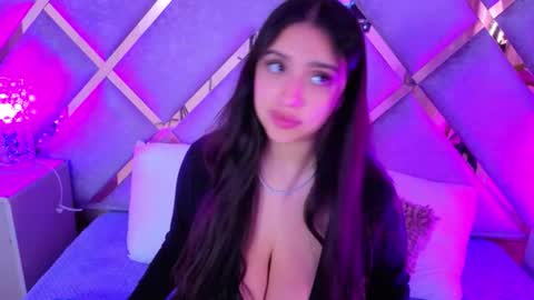 paulette_dupont_ online show from December 18, 2025, 4:07 am