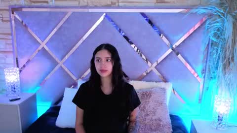 Snapshot of paulette_dupont_ chatting on June 22, 2026, 2:13 am paulette_dupont_ online show from June 22, 2026, 2:13 am