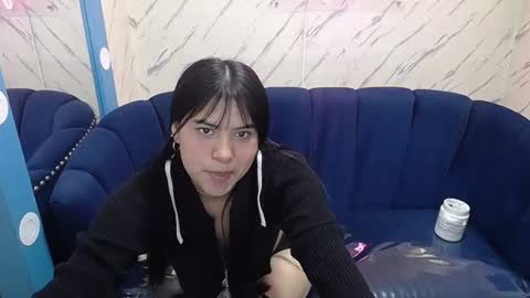 Live 800am 200pm COLOMBIAN HOUR online show from January 28, 2025, 4:08 pm