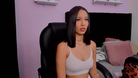 PAULINA  online show from March 13, 2026, 8:04 pm