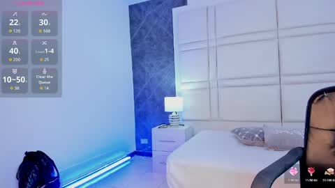 Paulina  online show from April 16, 2026, 12:17 pm