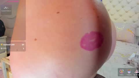 paulinabelen21 online show from February 13, 2025, 3:18 am