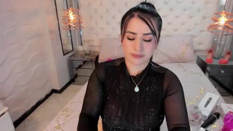 paulinabelen21 online show from March 8, 2025, 10:32 am