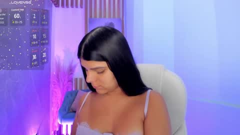 Paulina Belle online show from May 13, 2026, 1:30 pm