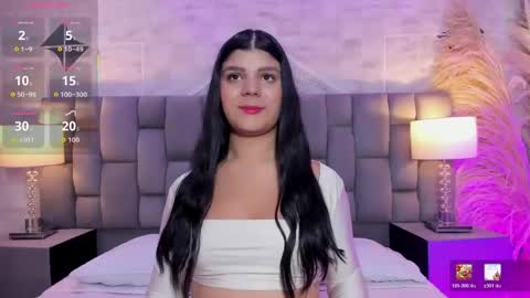 Paulina Belle online show from June 8, 2026, 2:06 pm