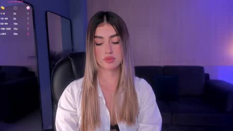 Paulina Santos  online show from March 12, 2025, 10:17 pm