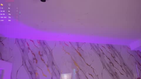 Paulina Santos  online show from October 5, 2025, 6:06 pm