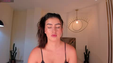 Snapshot of paulinasantosx chatting on May 3, 2026, 5:19 pm Paulina Santos online show from May 3, 2026, 5:19 pm