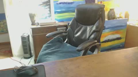 Snapshot of paulleroy chatting on March 8, 2025, 10:34 pm paulleroy online show from March 8, 2025, 10:34 pm