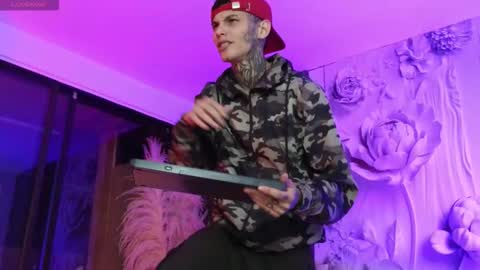 Paulo online show from February 8, 2026, 5:33 am