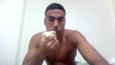 paulo online show from April 15, 2026, 7:58 pm