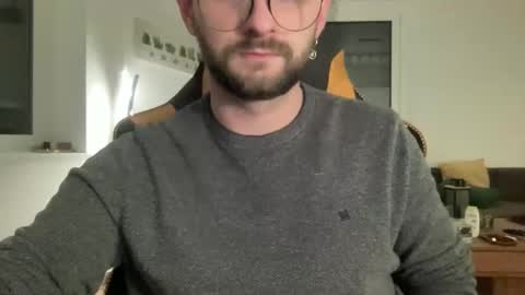 love bush online show from November 17, 2025, 3:51 pm