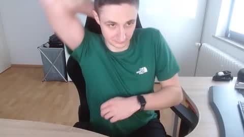 Snapshot of paulthesub chatting on January 11, 2026, 1:49 pm Paul online show from January 11, 2026, 1:49 pm