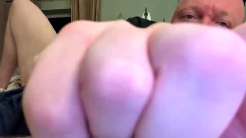 Snapshot of paulyb445 chatting on November 15, 2025, 6:15 pm paulyb445 online show from November 15, 2025, 6:15 pm