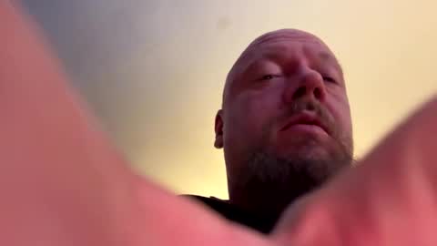 Snapshot of paulyb445 chatting on February 1, 2026, 12:42 am paulyb445 online show from February 1, 2026, 12:42 am