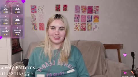 Snapshot of pawwsup1 chatting on December 22, 2024, 2:27 pm Allisses online show from December 22, 2024, 2:27 pm