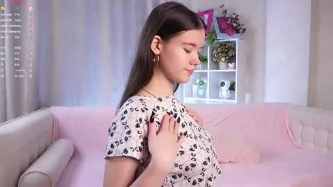 Snapshot of pazrapacki chatting on February 11, 2026, 3:44 am Beautiful Mila online show from February 11, 2026, 3:44 am