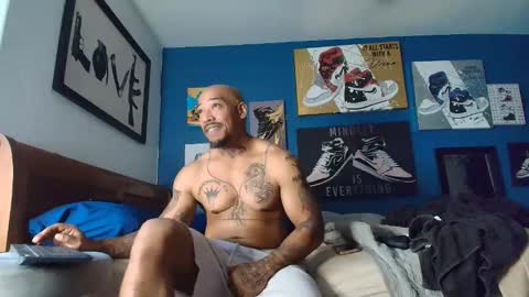 Phenomenal online show from November 27, 2025, 3:25 pm