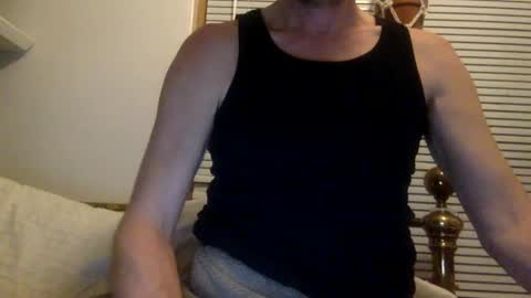 Snapshot of pea23 chatting on February 26, 2025, 9:58 pm pea23 online show from February 26, 2025, 9:58 pm