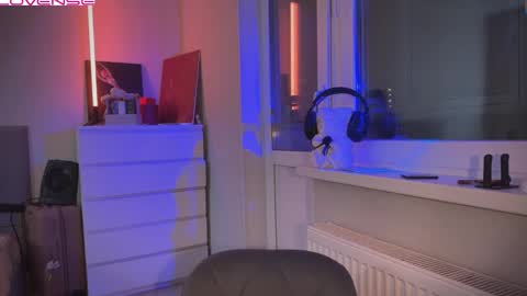 Snapshot of peaceful_oblivion chatting on January 29, 2025, 5:13 pm Sandra Next Stream pm MSK 5 pm UTC1pm EDT online show from January 29, 2025, 5:13 pm