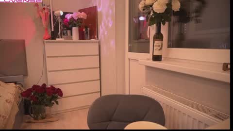 Snapshot of peaceful_oblivion chatting on February 25, 2025, 5:47 pm Sandra Next Stream pm MSK 5 pm UTC1pm EDT online show from February 25, 2025, 5:47 pm