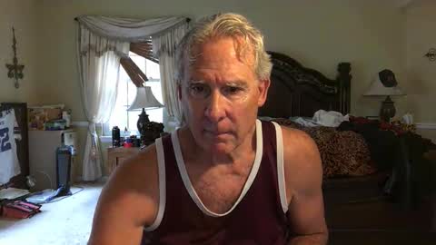 peacemakerone1 online show from November 3, 2025, 9:16 pm