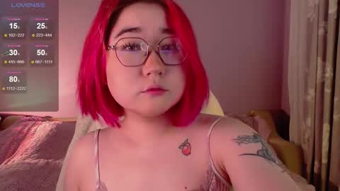 Lilian   online show from October 6, 2025, 8:23 am