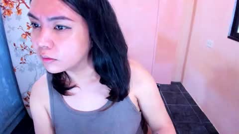 Snapshot of peachperfect_ chatting on January 16, 2026, 12:36 am I dont demand tokens for as long as youre not requesting anything but that doesnt mean I dont need tokens.. I dont do free online show from January 16, 2026, 12:36 am