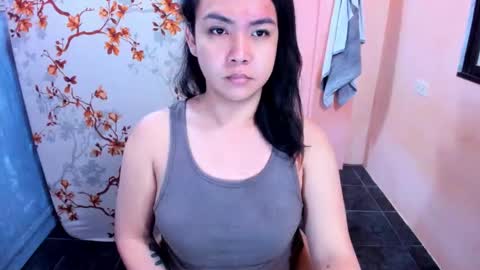 Snapshot of peachperfect_ chatting on January 17, 2026, 10:35 pm I dont demand tokens for as long as youre not requesting anything but that doesnt mean I dont need tokens.. I dont do free online show from January 17, 2026, 10:35 pm