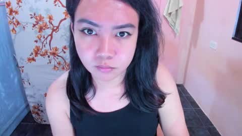 Snapshot of peachperfect_ chatting on March 1, 2026, 8:11 pm I dont demand tokens for as long as youre not requesting anything but that doesnt mean I dont need tokens.. I dont do free online show from March 1, 2026, 8:11 pm