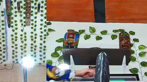 peachy__baby online show from May 8, 2026, 11:04 am