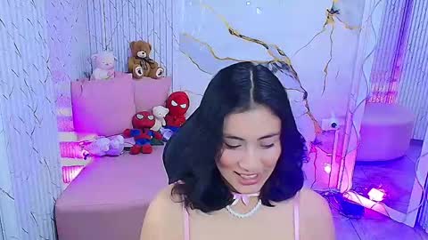 Snapshot of peachy_tay chatting on May 24, 2026, 11:37 am peachy_tay online show from May 24, 2026, 11:37 am