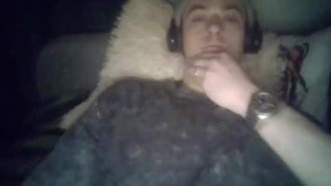 peanutbutter777777 online show from April 25, 2026, 8:39 pm