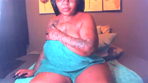 Pearl online show from March 3, 2025, 3:08 am