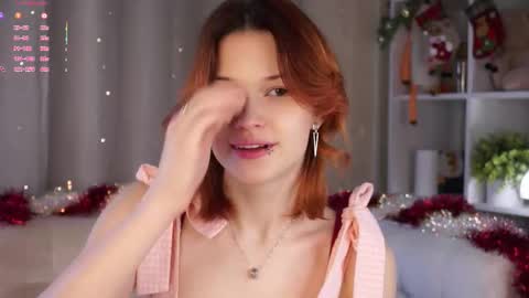 Lily online show from December 23, 2025, 2:09 am