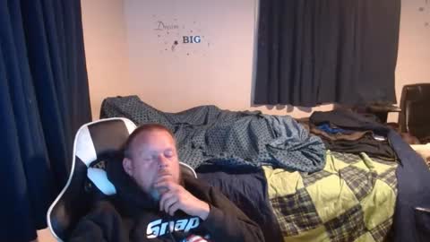 Snapshot of pecker40 chatting on January 16, 2025, 11:59 pm pecker40 online show from January 16, 2025, 11:59 pm