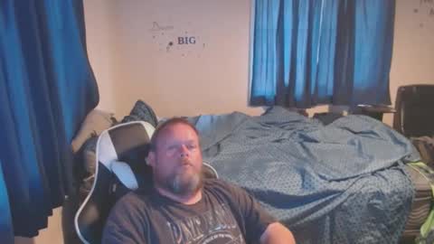 Snapshot of pecker40 chatting on February 7, 2025, 2:37 pm pecker40 online show from February 7, 2025, 2:37 pm