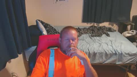 Snapshot of pecker40 chatting on September 16, 2025, 11:50 pm pecker40 online show from September 16, 2025, 11:50 pm