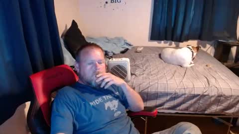 Snapshot of pecker40 chatting on September 27, 2025, 7:08 pm pecker40 online show from September 27, 2025, 7:08 pm